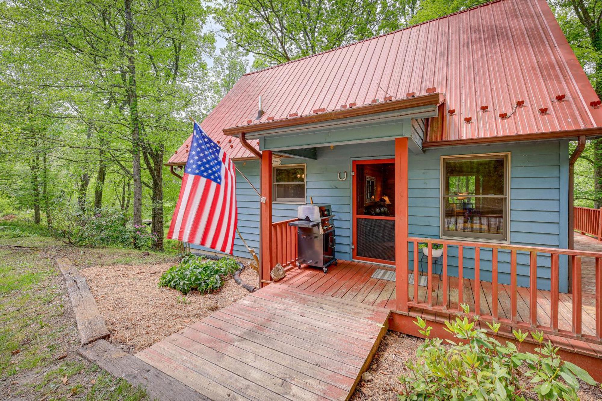 Quaint Blue Ridge Cabin Rental With On-Site Stream! Sparta Zewnętrze zdjęcie