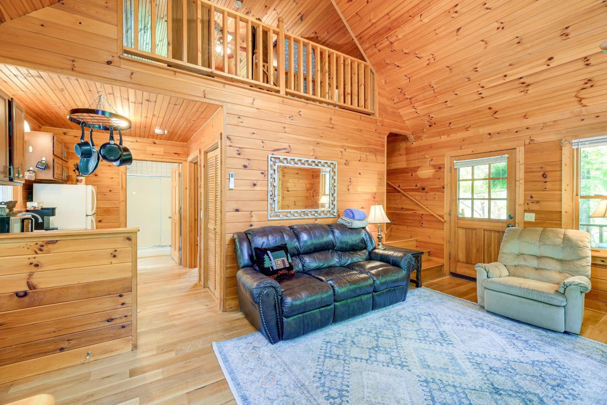 Quaint Blue Ridge Cabin Rental With On-Site Stream! Sparta Zewnętrze zdjęcie